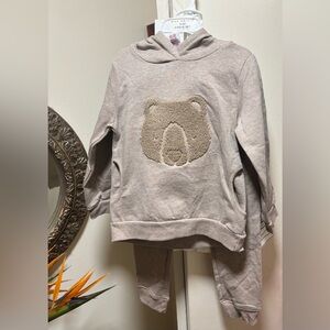 Gray Bear Face Sweatshirt with Circular Design